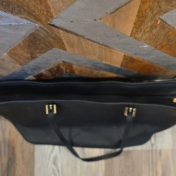 Michael MICHAEL KORS LARGE ZIPPERED TOTE - Picture 11 of 11